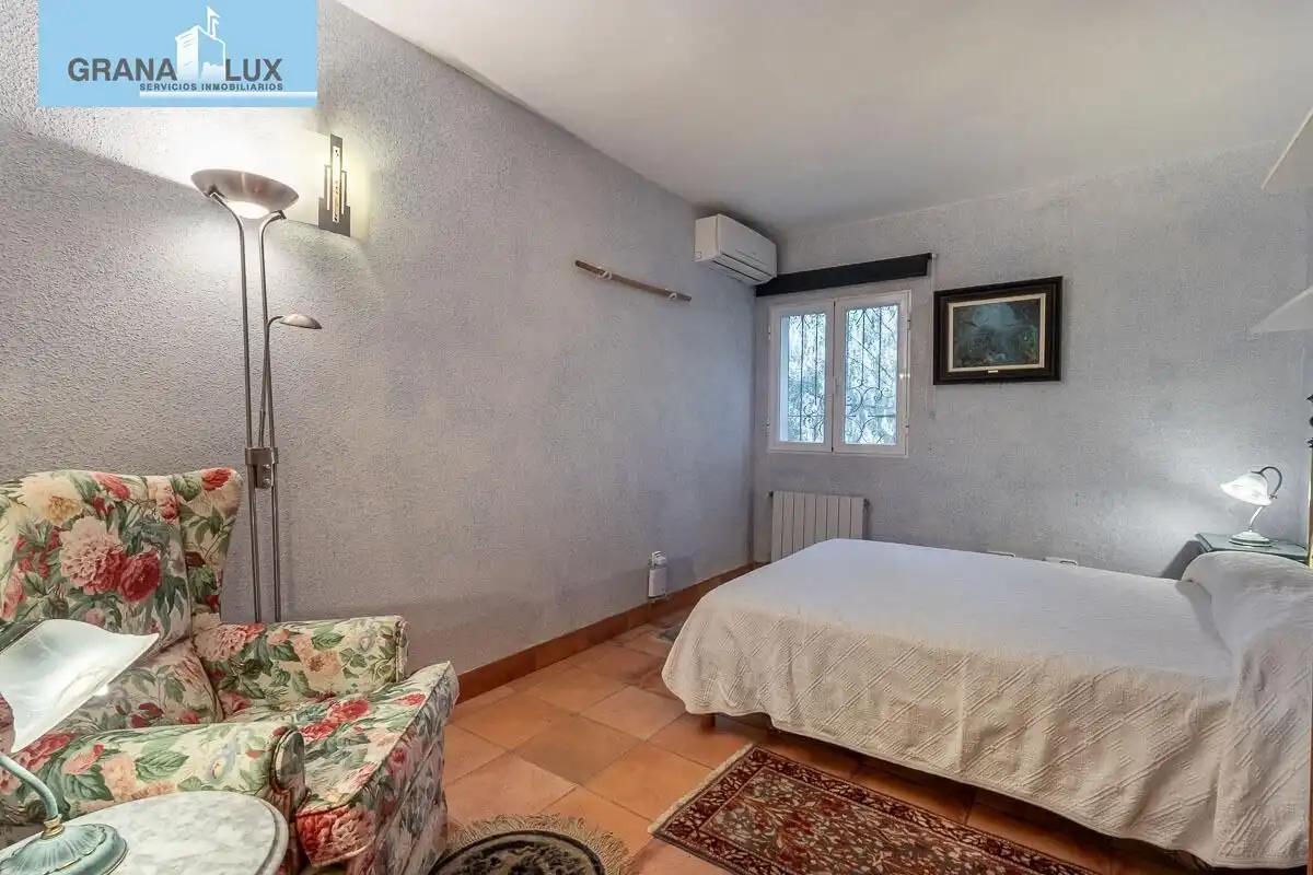 Bedroom of Houses for sale in Almuñécar  with Air Conditioner, Heating and Private garden