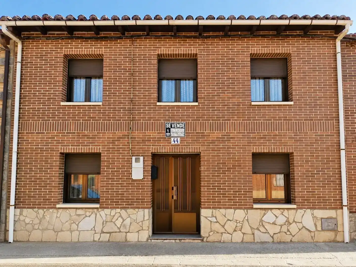 Vista exterior de Pis en venda en El Burgo Ranero 