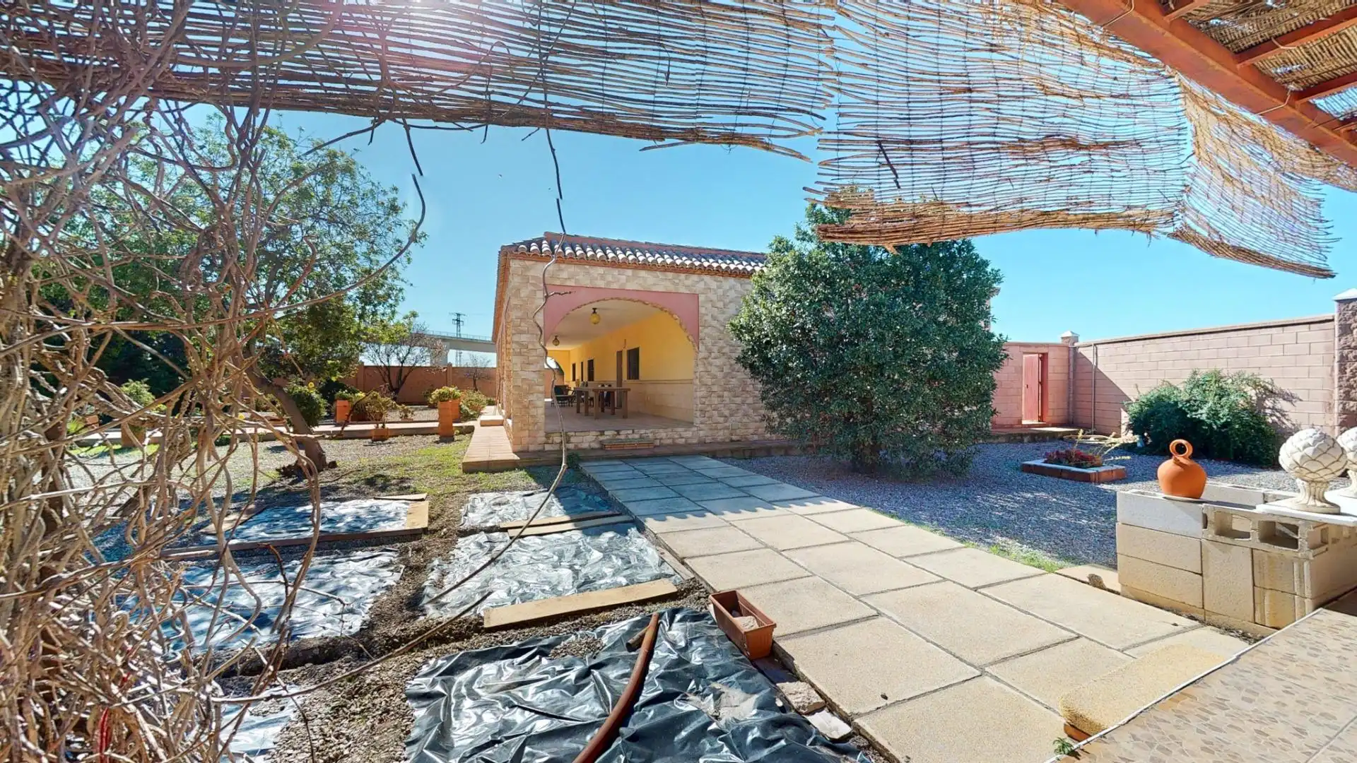 Finca rústica en venda a Calle Granado, Viator