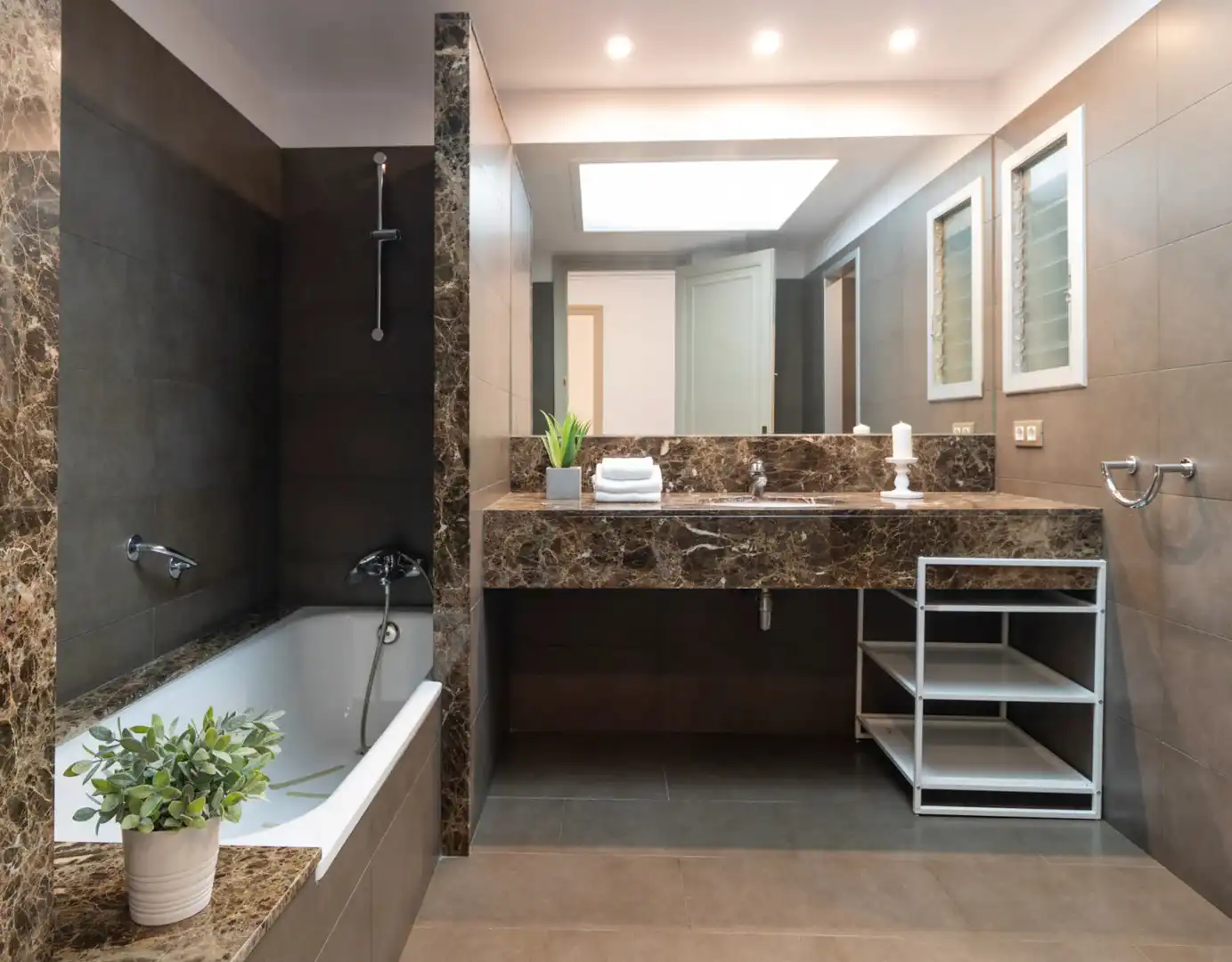 Bathroom of Flat for share in Sarrià - Sant Gervasi