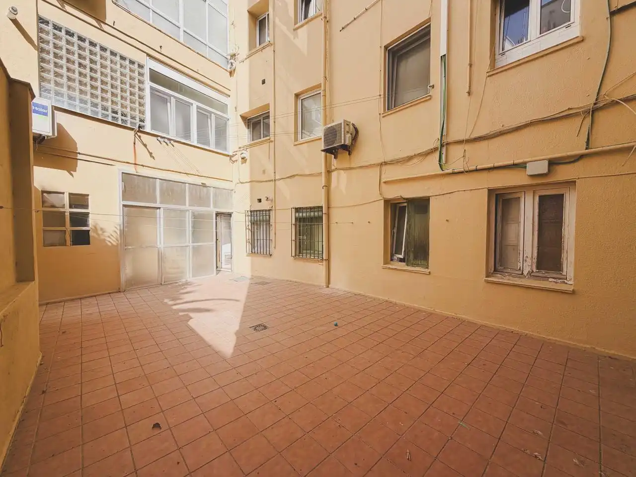 Vista exterior de Piso en venta en Cádiz