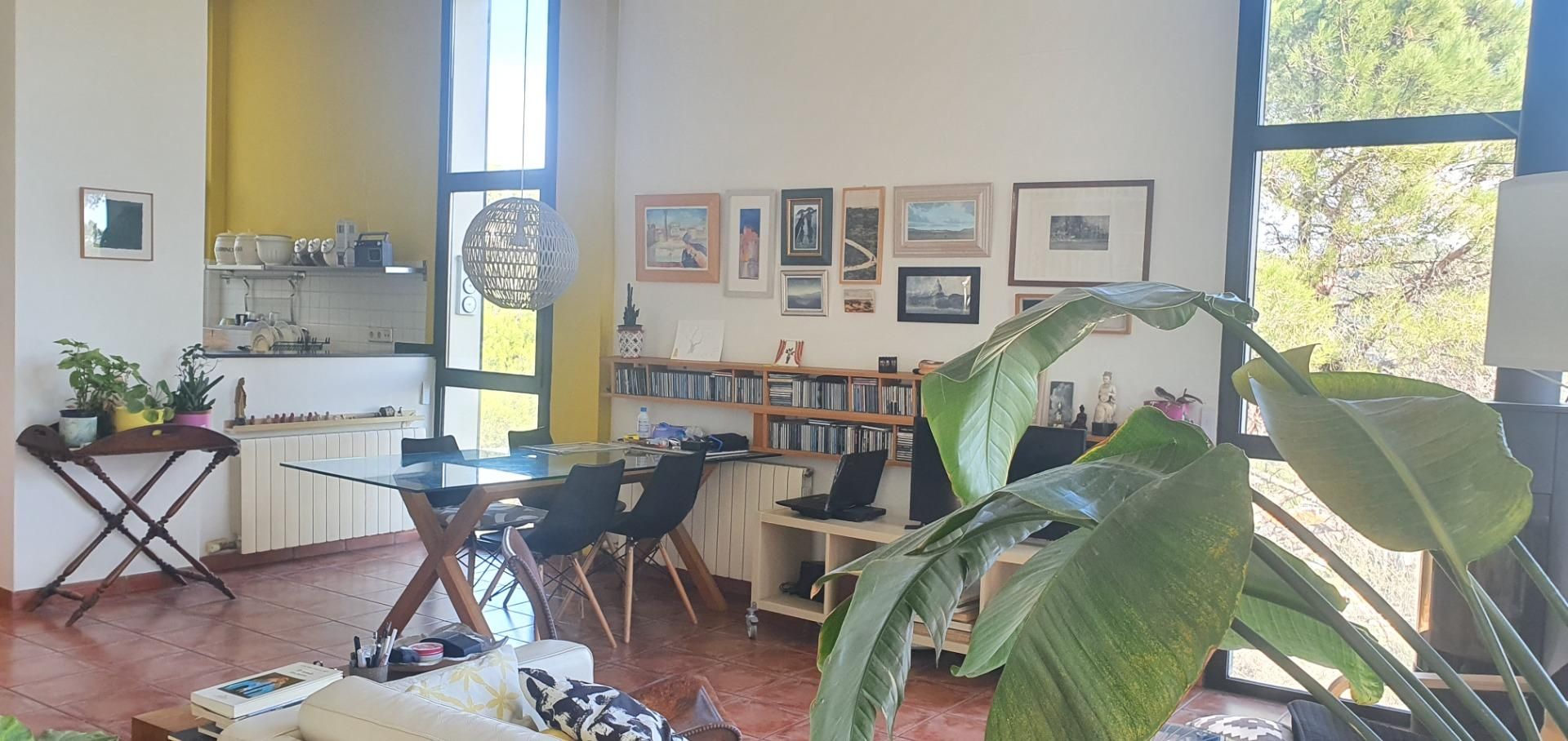 Sala d'estar de Casa o xalet en venda en Castellar del Vallès amb Calefacció, Jardí privat i Terrassa