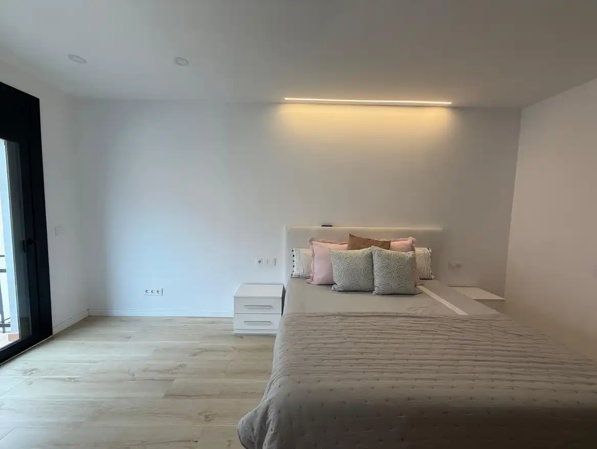 Adosado con terraza en venta en Carrer de Pajares, imagen 12