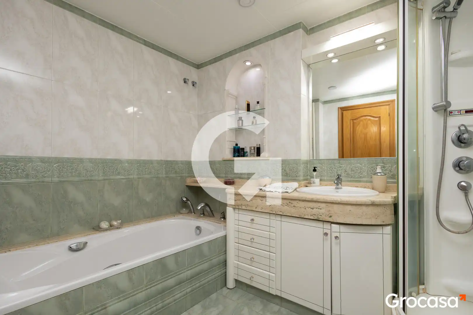 Bathroom of Detached homes for sale in Mataró  with Air Conditioner, Heating and Private garden