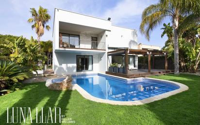 Jardí de Casa o xalet de lloguer en Gavà amb Aire condicionat i Piscina