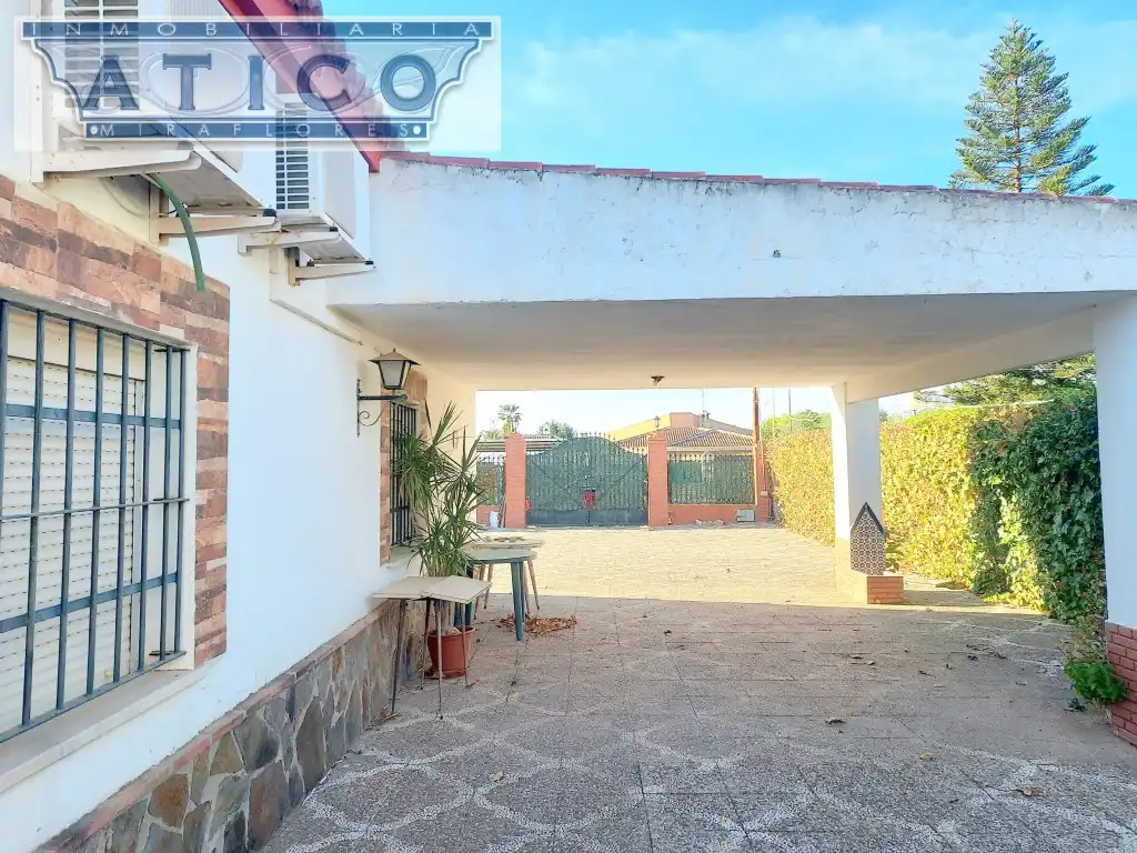 Exterior view of Houses for sale in La Rinconada