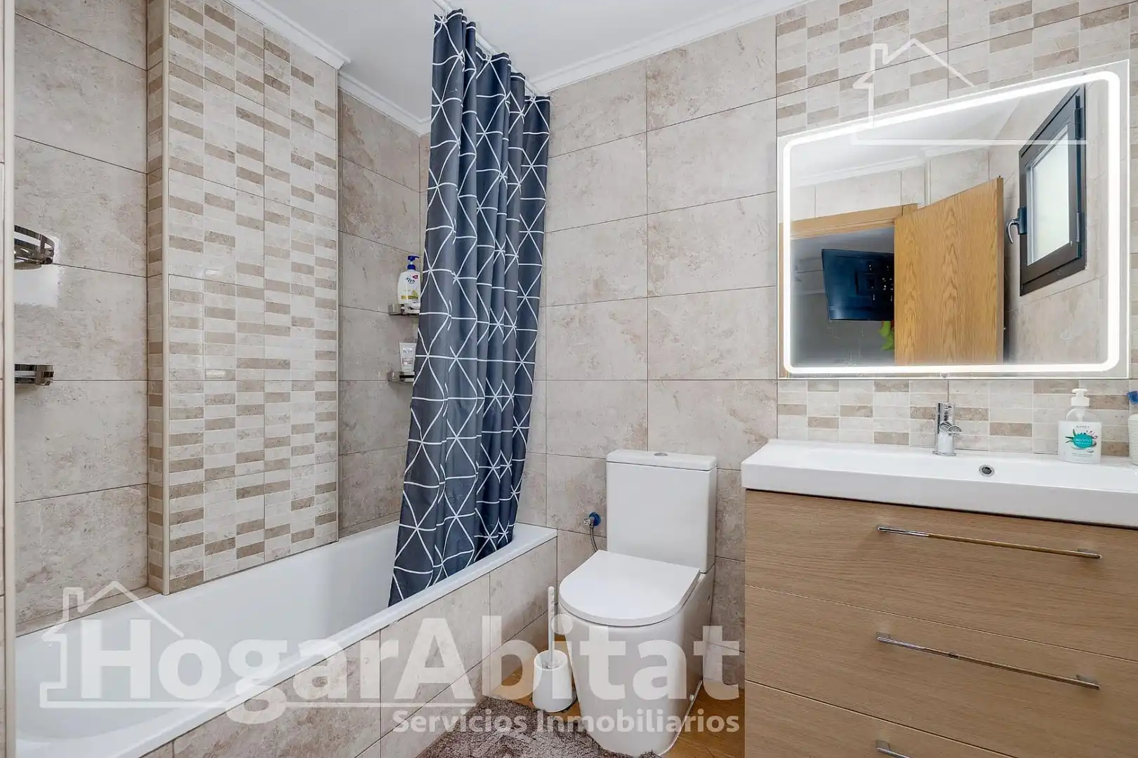 Flat with terrace for sale in Calle FINLANDIA, imagen 24