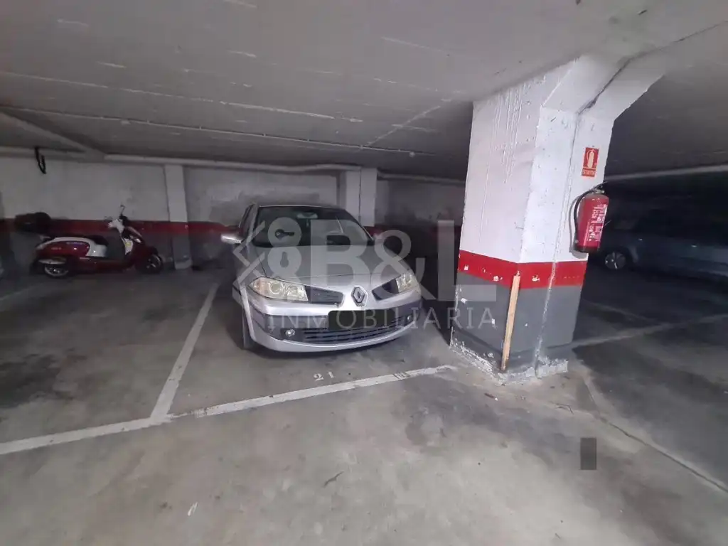 Parkplatz von Wohnung zur Miete in Huelva