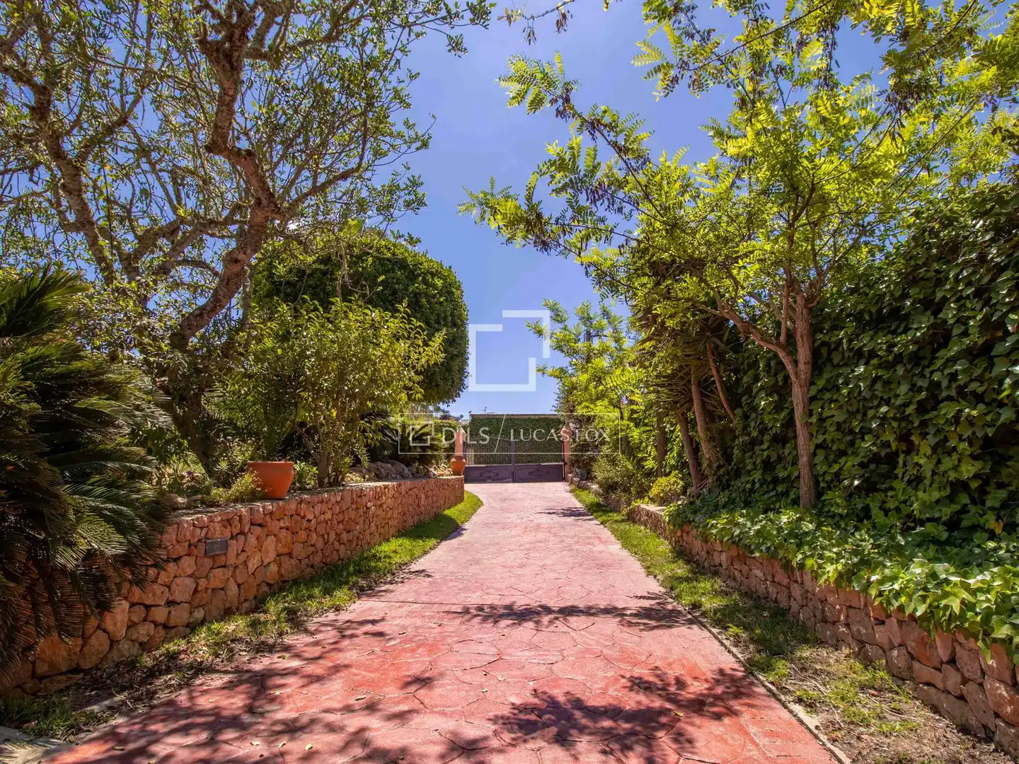 Vista exterior de Casa o chalet en venta en Santa Eulària des Riu con Aire acondicionado, Calefacción y Jardín privado