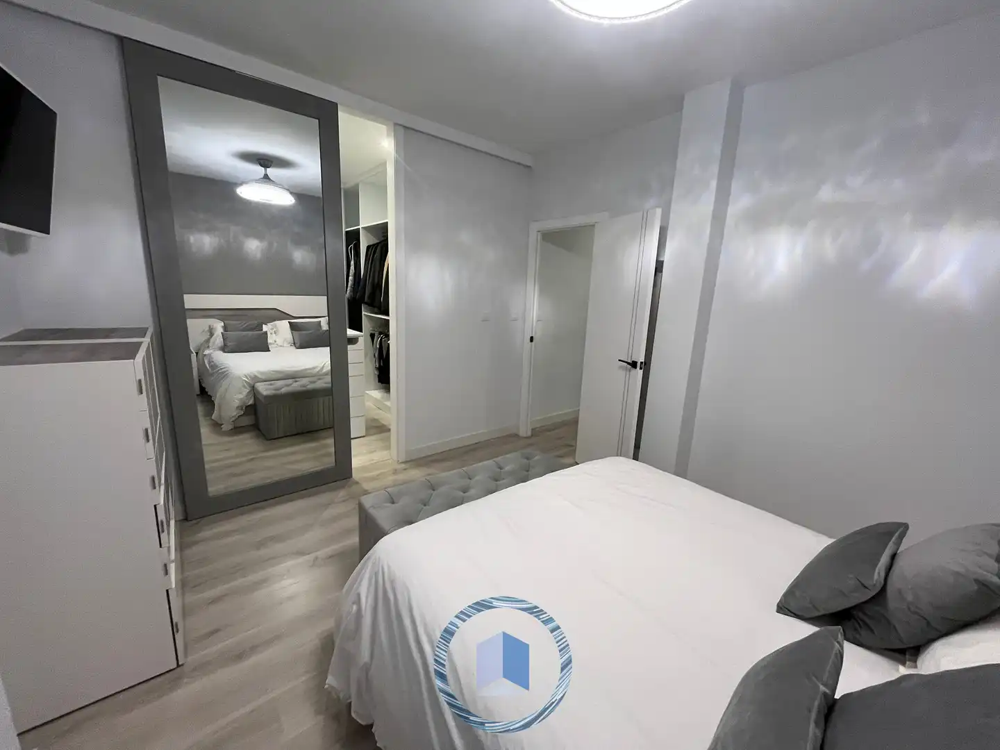 Habitación de Piso en venta en Montequinto con Jardín privado, Trastero y Piscina comunitaria