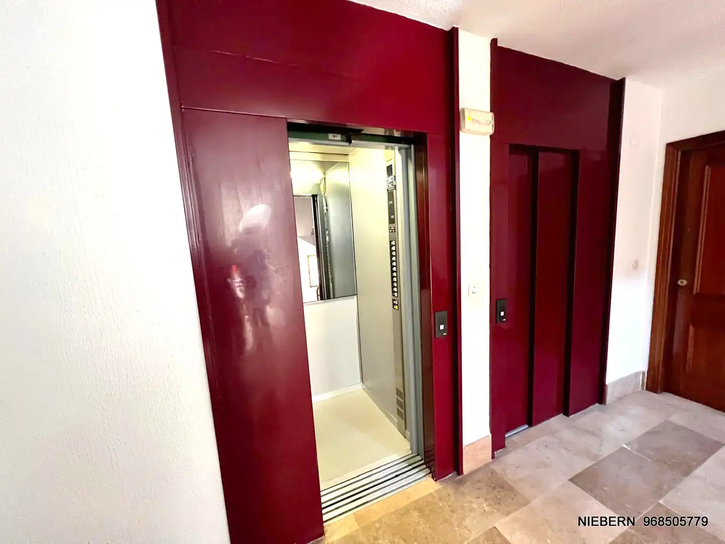 Appartamento con terrazza in affitto a Calle Doctor Luis Calandre 18, imagen 62