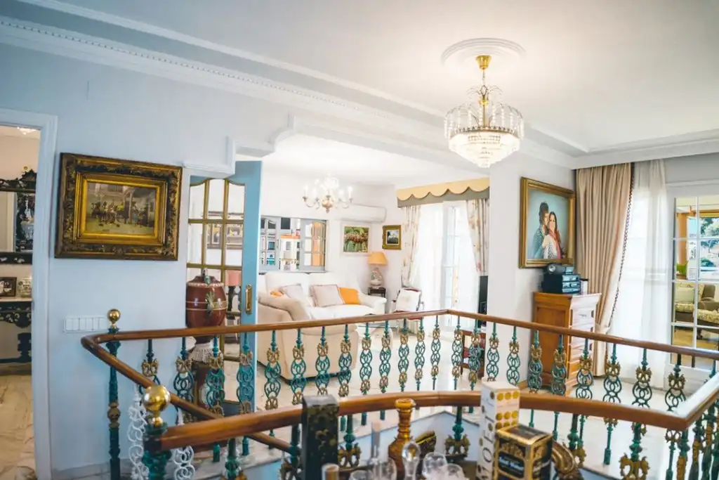 Maisonette zum Verkauf in Fuengirola mit Klimaanlage, Terrasse und Schwimmbad