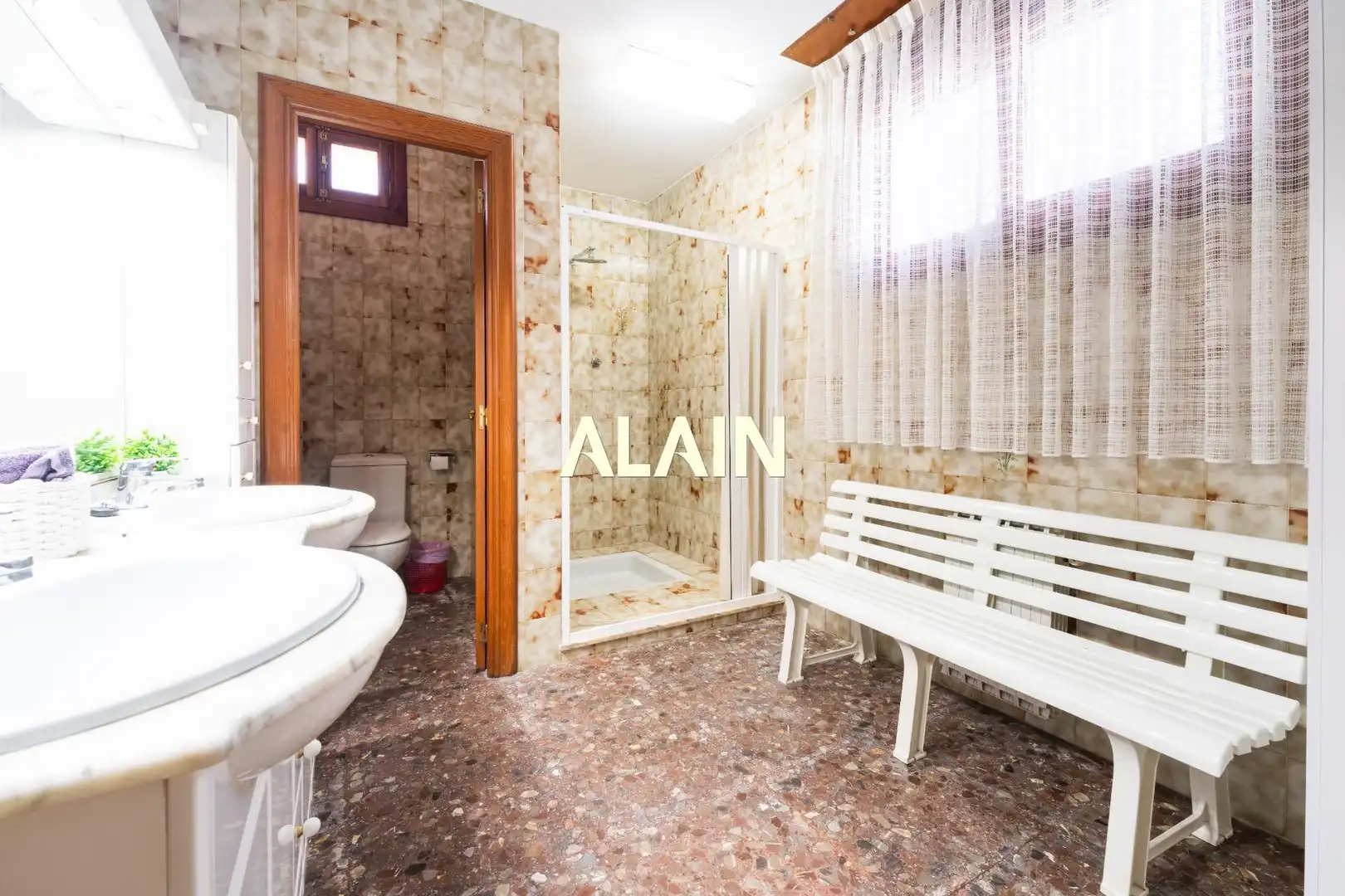 Baño de Casa o chalet en venta en Chiva con Jardín privado, Terraza y Trastero
