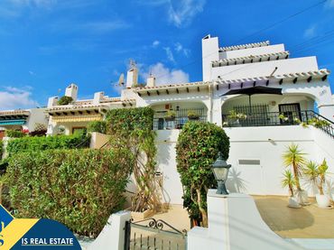 Maison mitoyenne avec piscine à vendre à Orihuela Costa