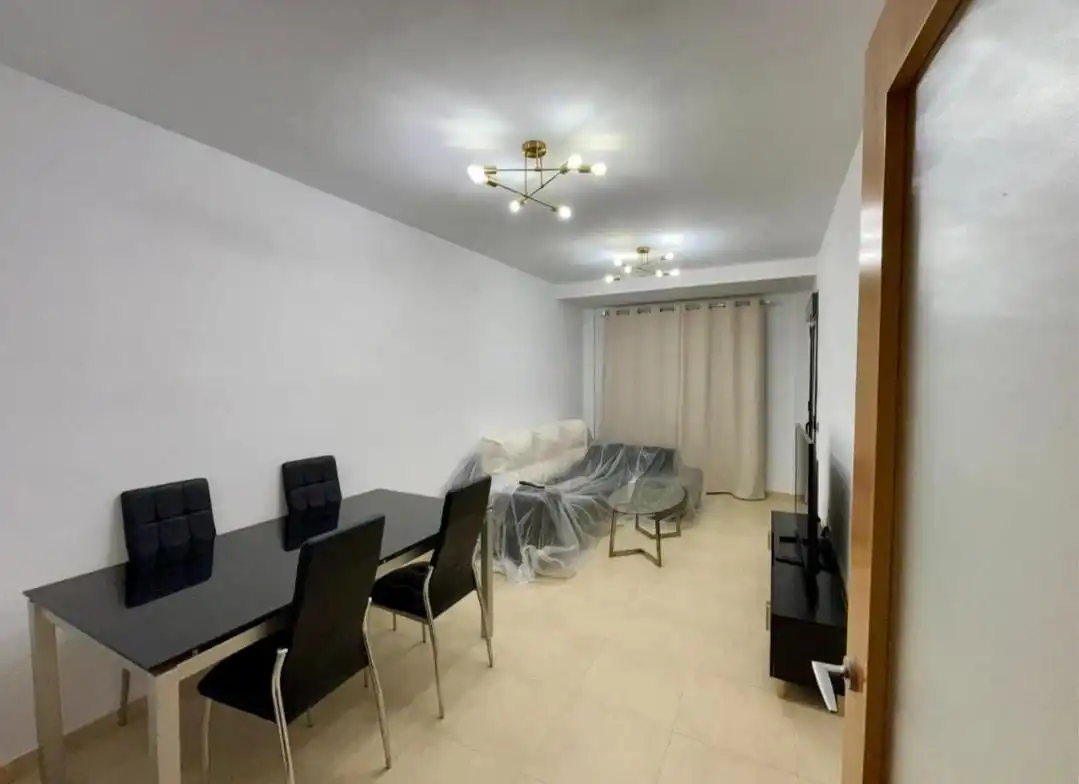 Wohnzimmer von Wohnung zum Verkauf in Roquetas de Mar mit Klimaanlage, Heizung und Terrasse
