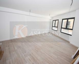 Flat for sale in Fuengirola  with Air Conditioner
