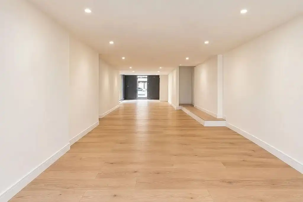 Local comercial en venta en Carrer de Llorens i Barba 45, imagen 5