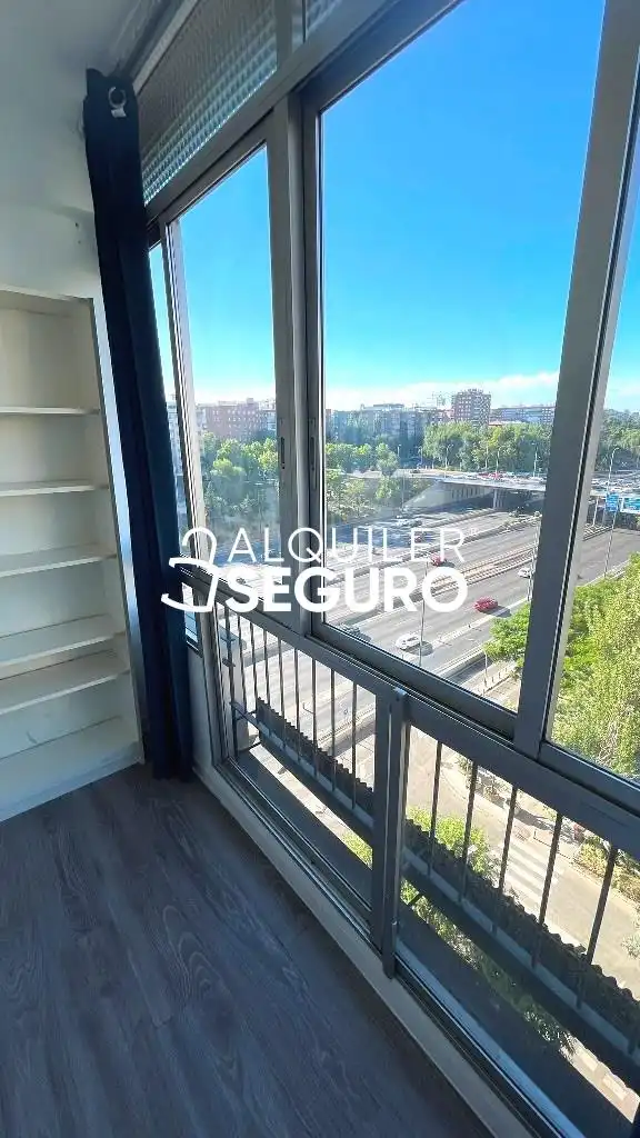 Vista exterior de Pis de lloguer en Madrid amb Aire condicionat, Calefacció i Terrassa