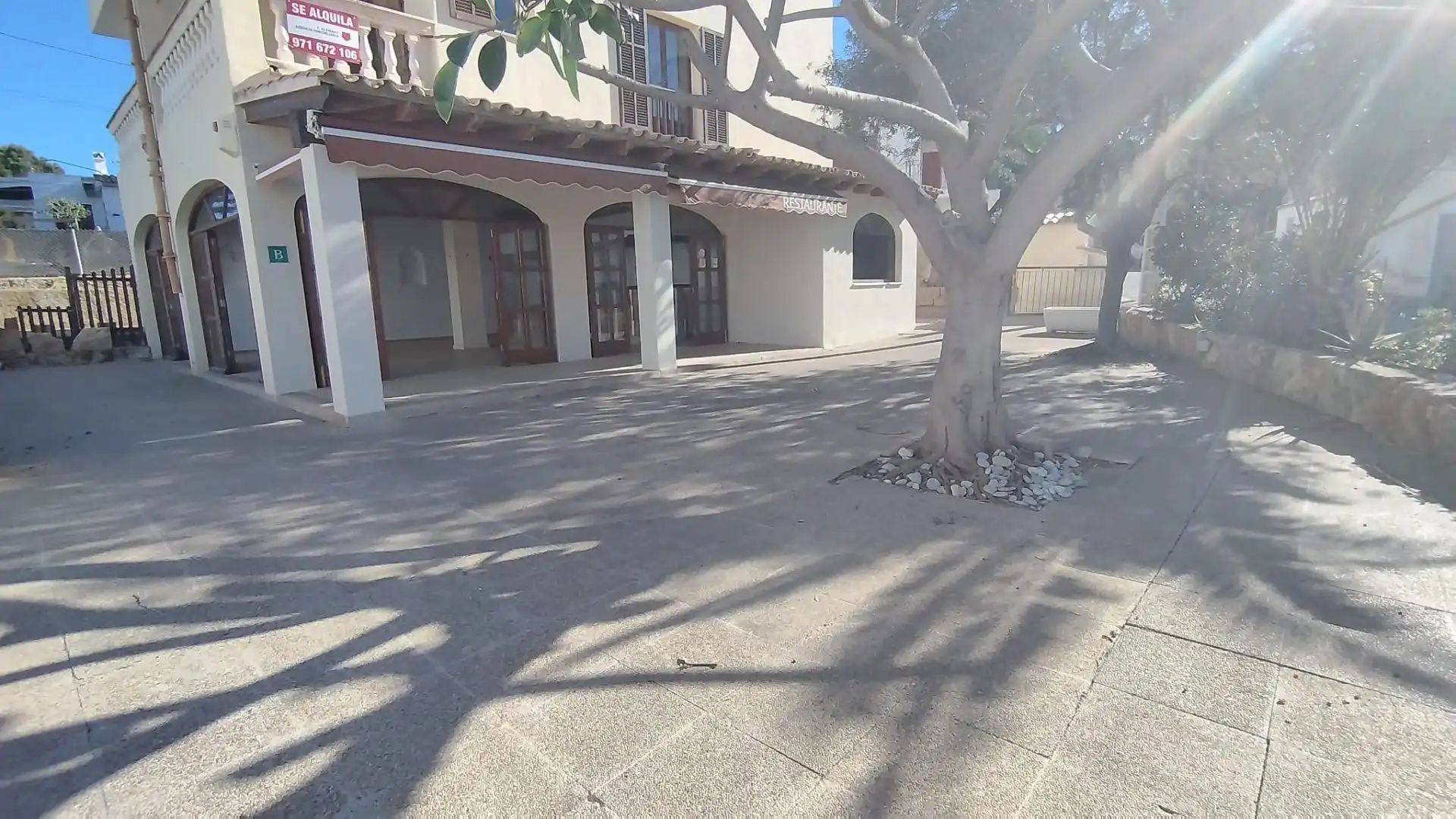 Commercial properties for rent in Sant Elm