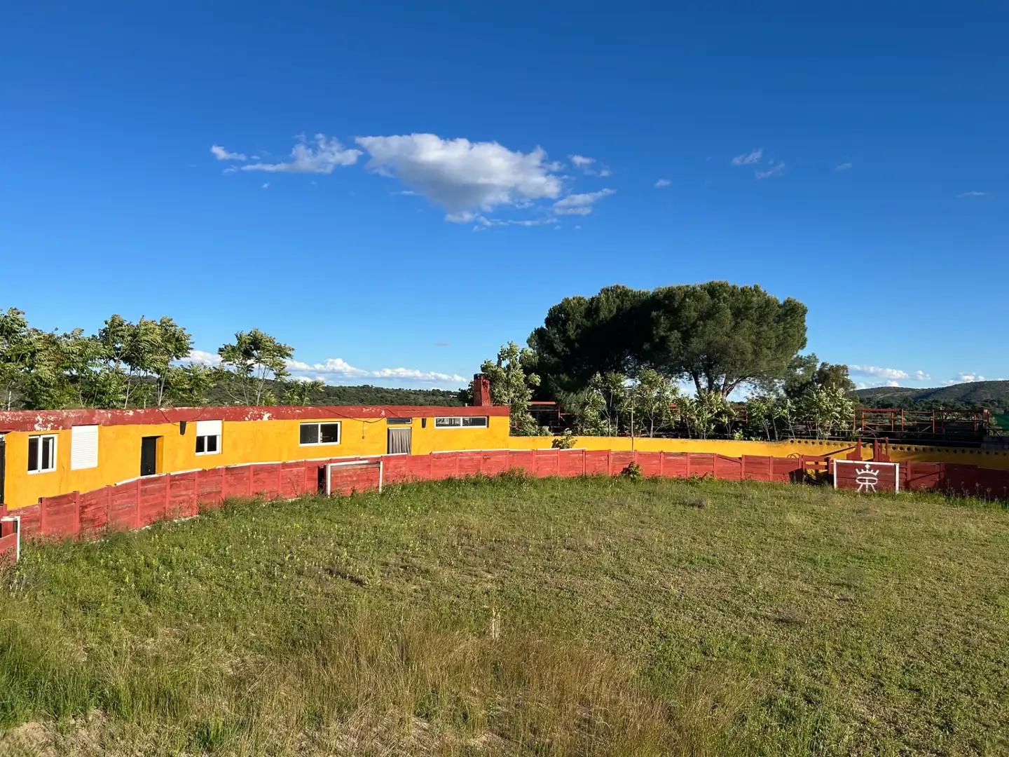 Vista exterior de Finca rústica en venta en Navas del Rey con Calefacción, Jardín privado y Terraza