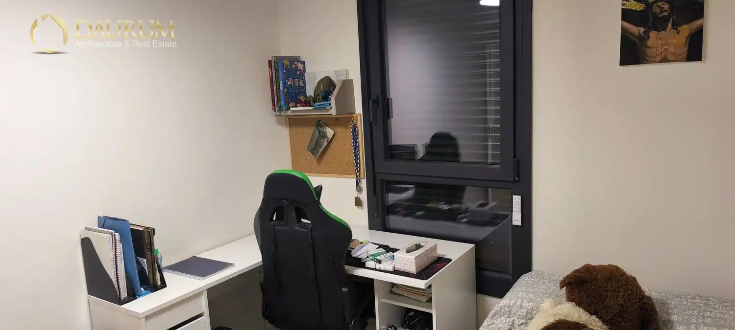 Bedroom of Flat for sale in Dos Hermanas  with Air Conditioner, Heating and Terrace