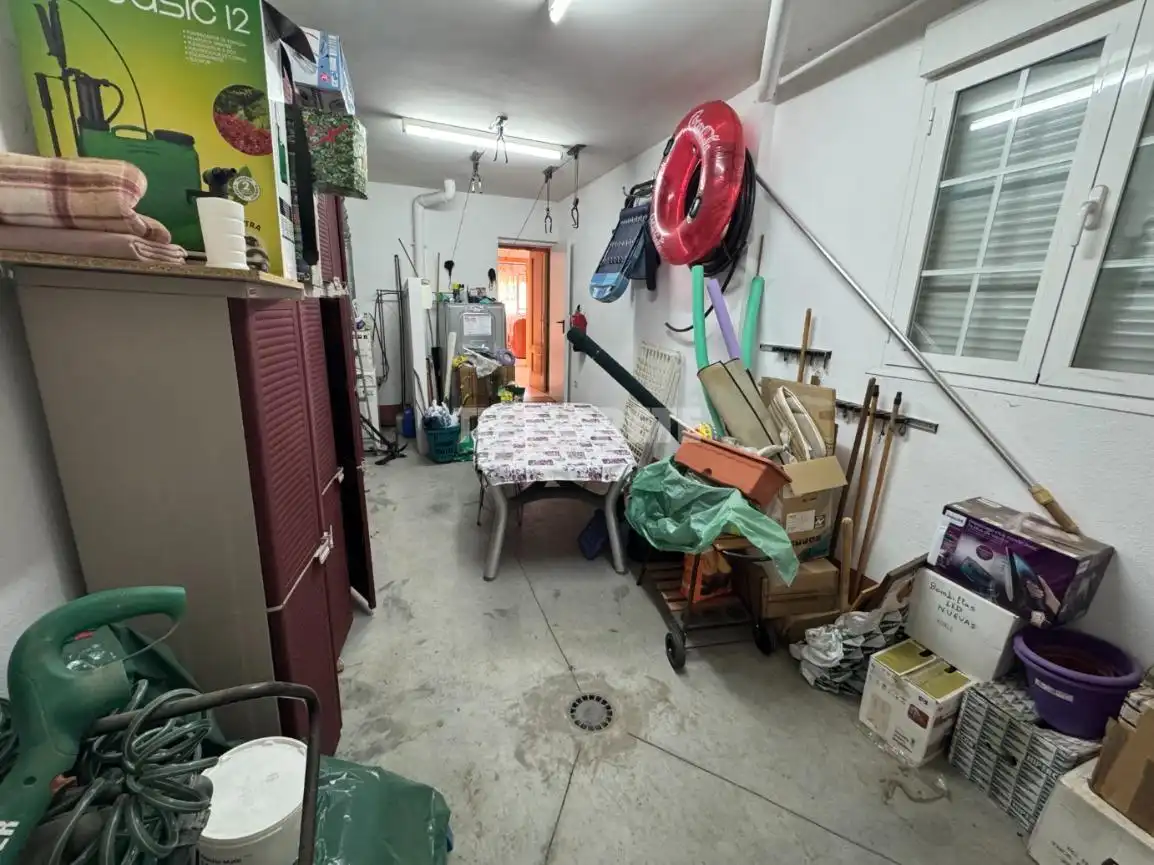 Casa aparellada amb terrassa en venda a Yunquera de Henares, imagen 16