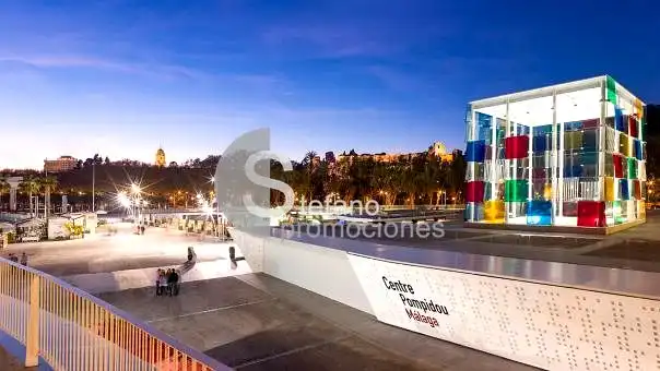 Vista exterior de Piso en venta en Marbella con Parquet y Terraza
