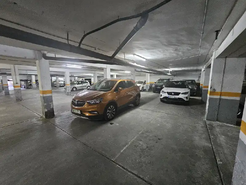 Parking for sale in Tomas De Villarroya, 5, imagen 3