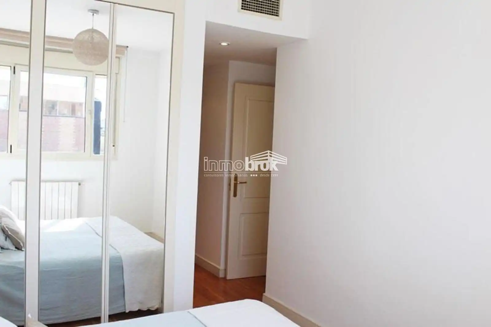 Bedroom of Flat for rent in La Moraleja  with Terrace, Swimming Pool and Community pool