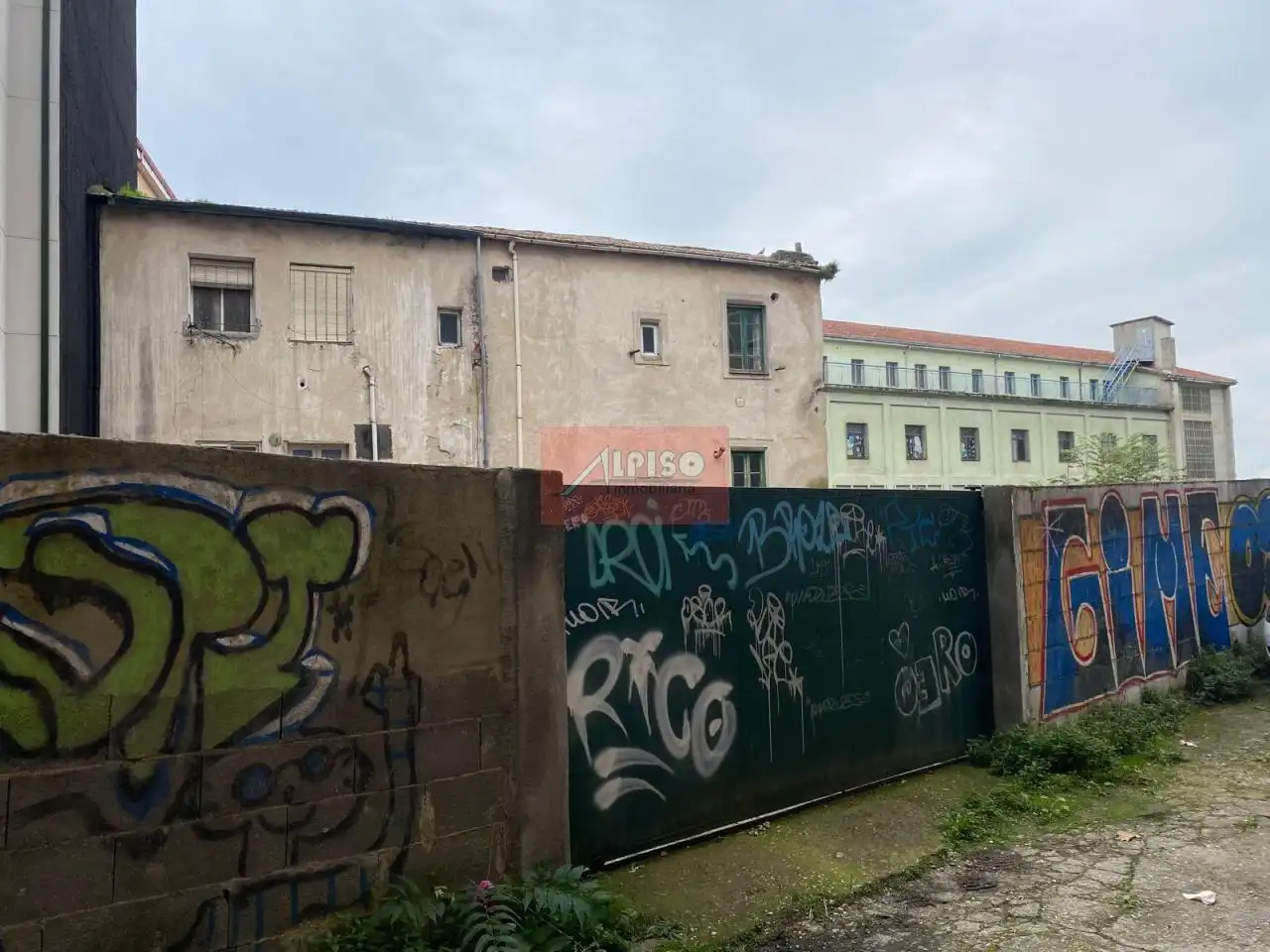 Exterior view of Buildings for sale in Ourense Capital 
