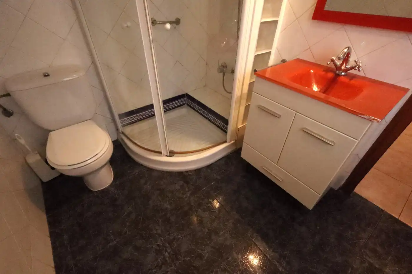 Baño de Casa o chalet en venta en Barcelona con Calefacción, Terraza y Trastero