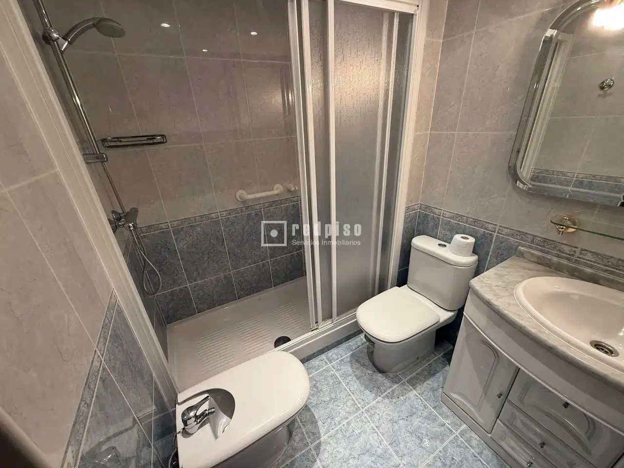 Baño de Piso en venta en Madrid con Aire acondicionado, Calefacción y Parquet