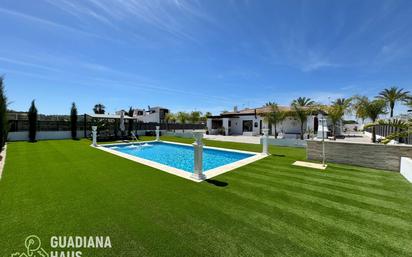 Vista exterior de Casa o xalet en venda en Ayamonte amb Aire condicionat i Piscina