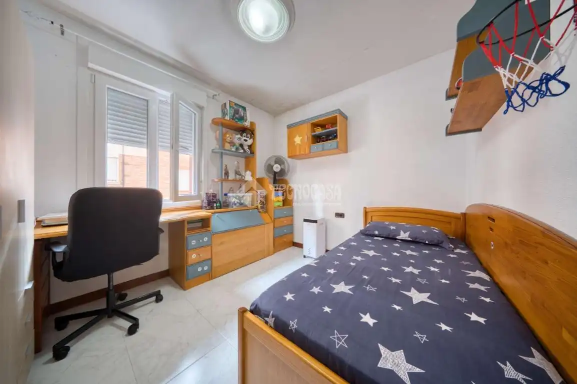 Bedroom of Flat for sale in Valladolid  with Terrace