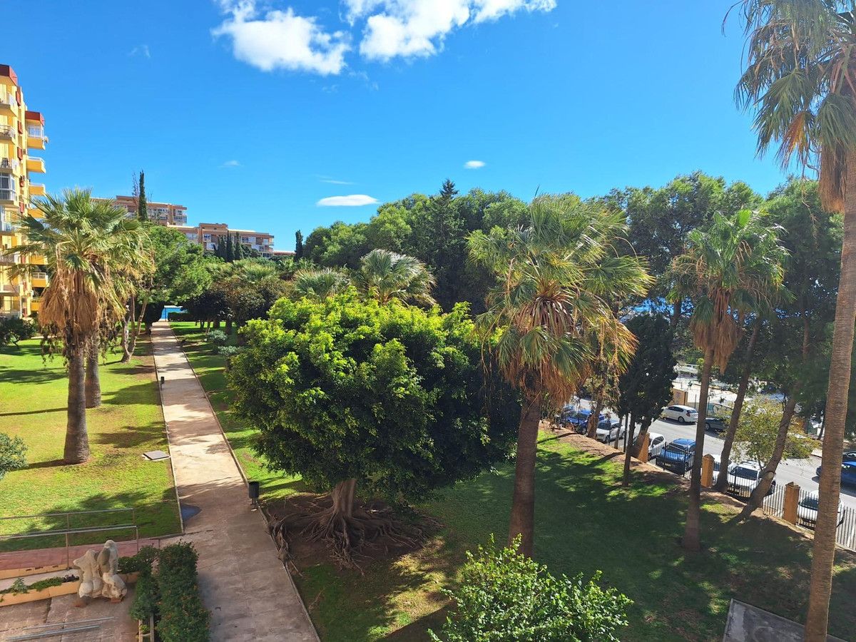 Vista exterior de Estudio en venta en Benalmádena con Aire acondicionado, Calefacción y Piscina