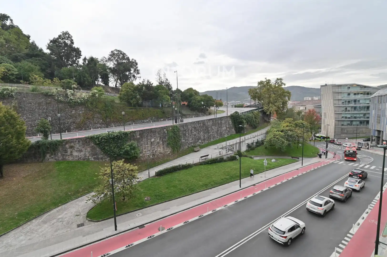 Piso con terraza en venta en Avenida ZUMALAKARREGI, imagen 17