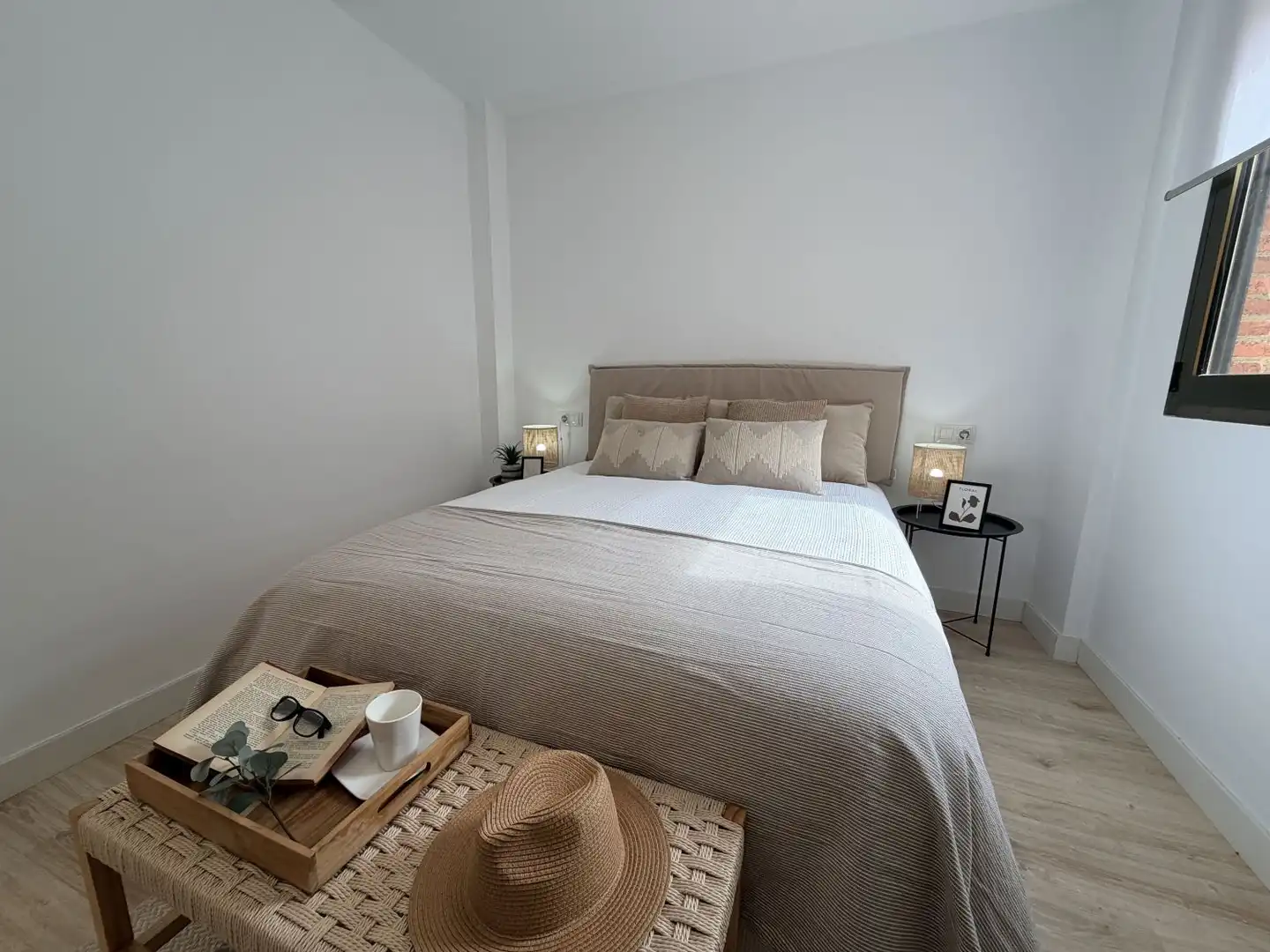 Flat with terrace for sale in Joan Maragall 16, imagen 4