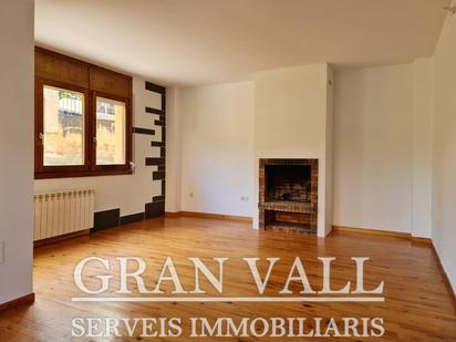 Living room of Single-family semi-detached for sale in Puigcerdà  with Terrace and Balcony