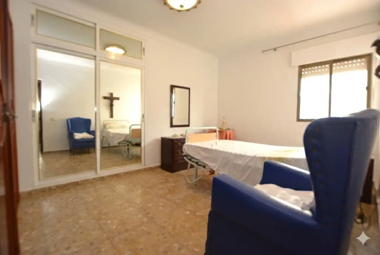 Habitación de Casa o chalet en venta en Bormujos con Aire acondicionado, Calefacción y Jardín privado