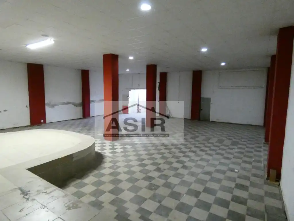 Business premises for sale in Casc Urbà, imagen 3