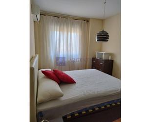 Bedroom of Apartment to rent in Cáceres Capital