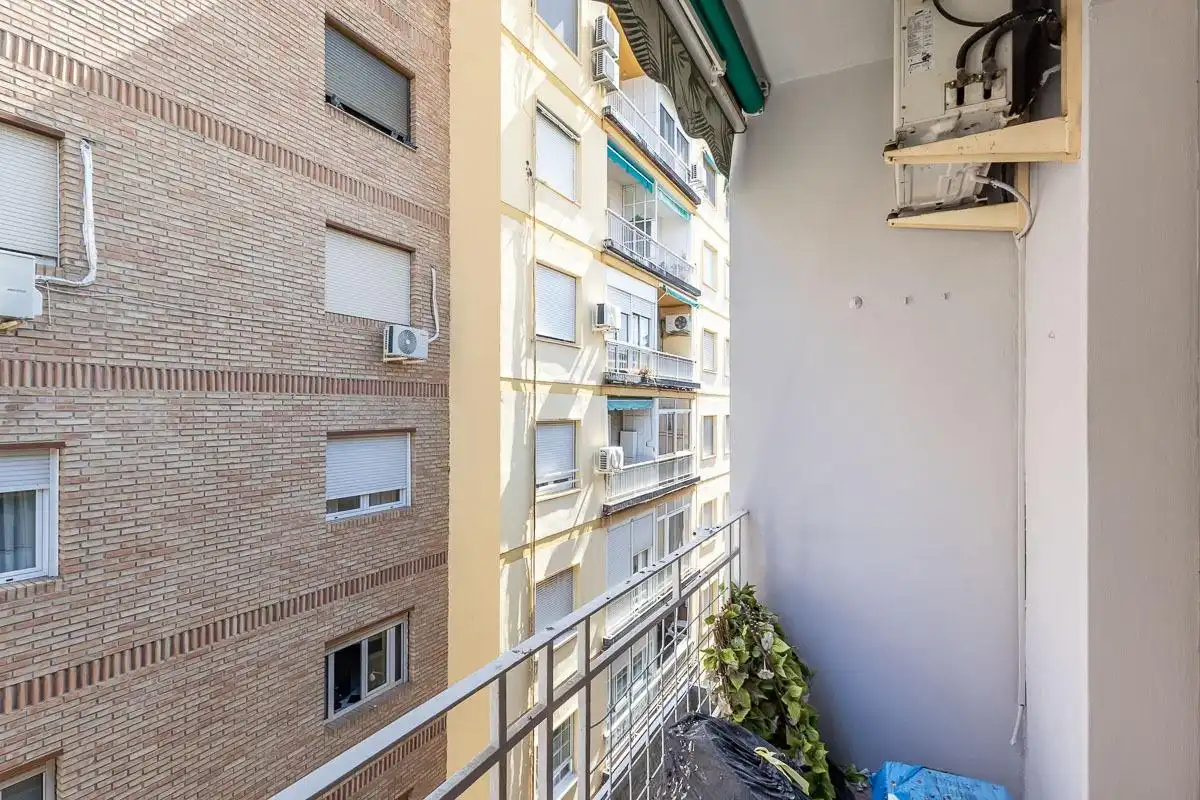Terrassa de Pis en venda en Granada