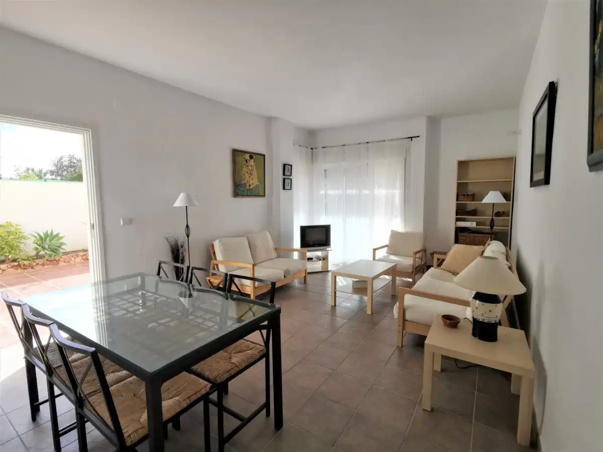 Sala d'estar de Pis de lloguer en Almería amb Aire condicionat, Calefacció i Jardí privat