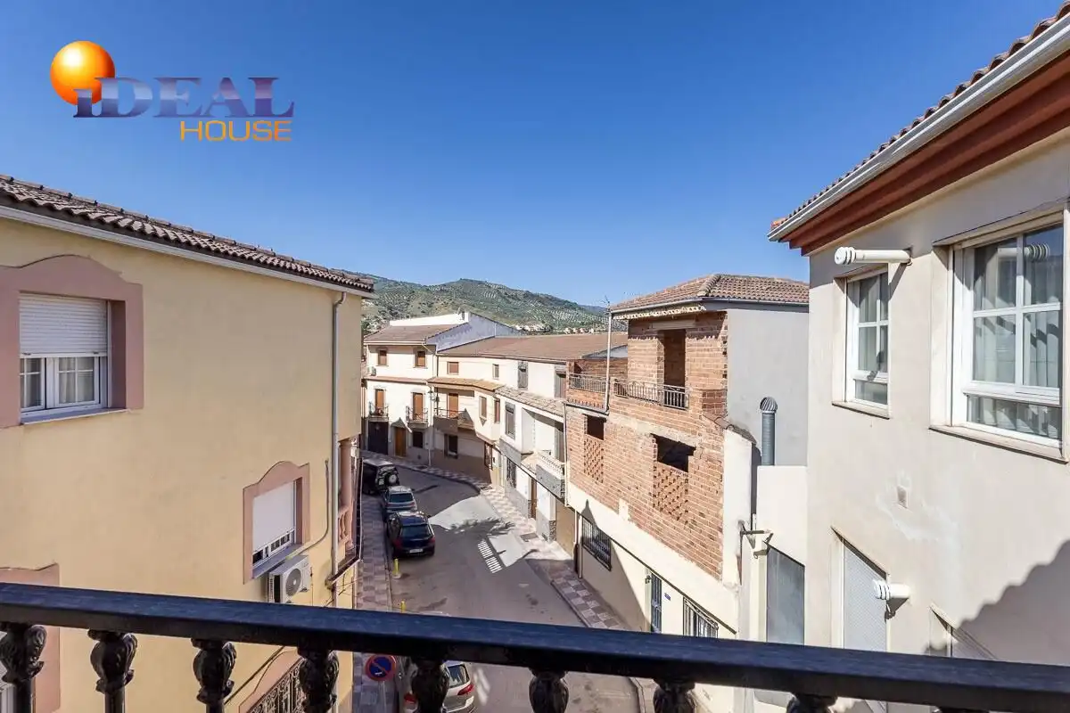 Exterior view of Flat for sale in Los Villares  with Furnished and Balcony