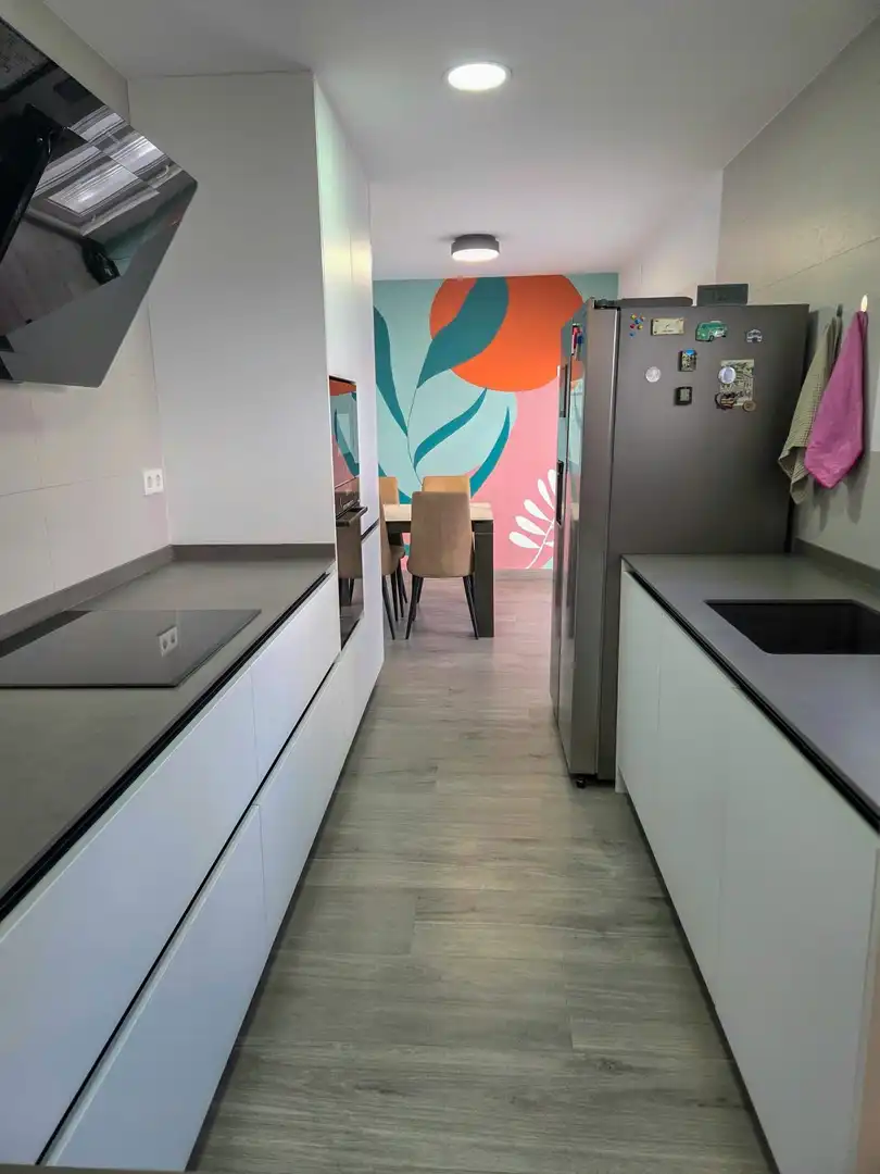Küche von Haus oder Chalet zum Verkauf in Torrent mit Klimaanlage, Privatgarten und Abstellraum