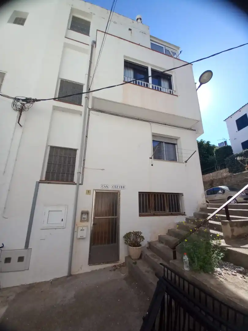 Semi-detached house for sale in Carrer Xaloc 6, imagen 3