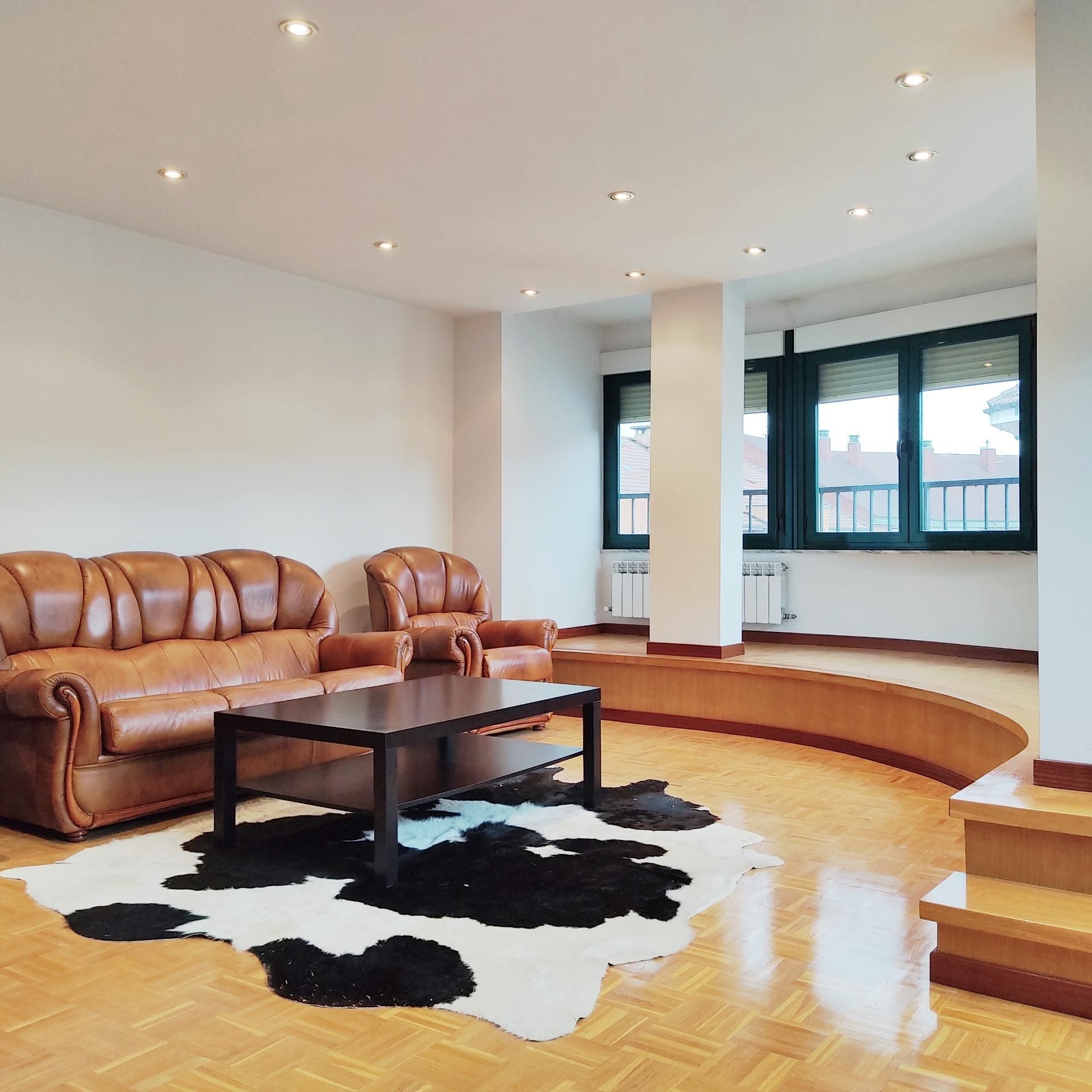 Living room of Flat to rent in Noreña  with Heating and Terrace