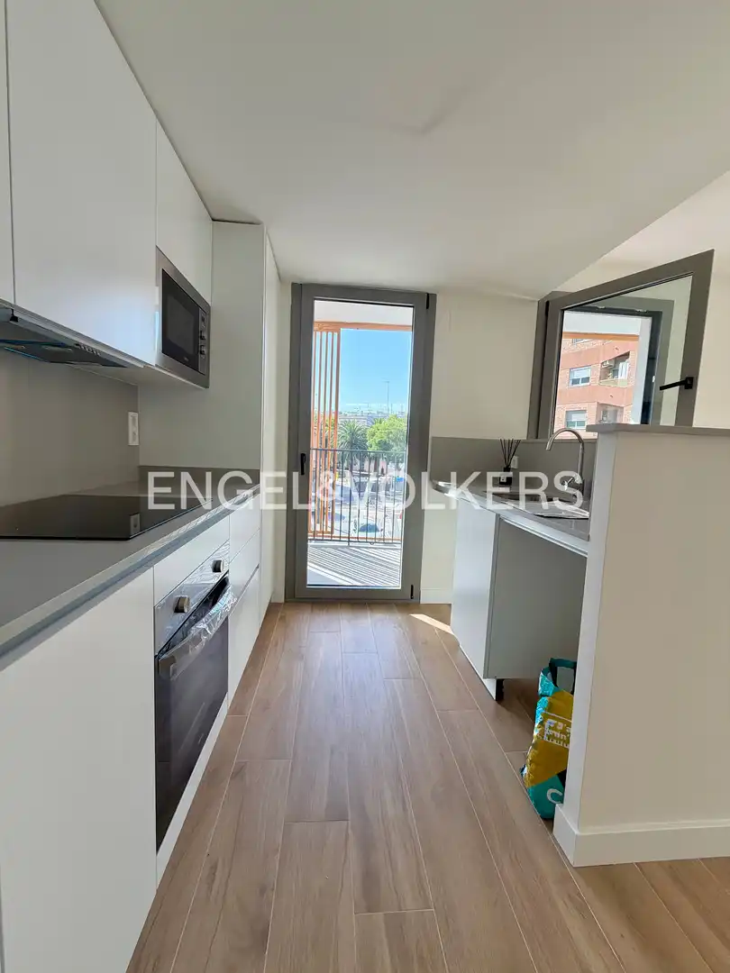 Balcony of Flat for rent in Valencia  with Air Conditioner, Heating and Private garden