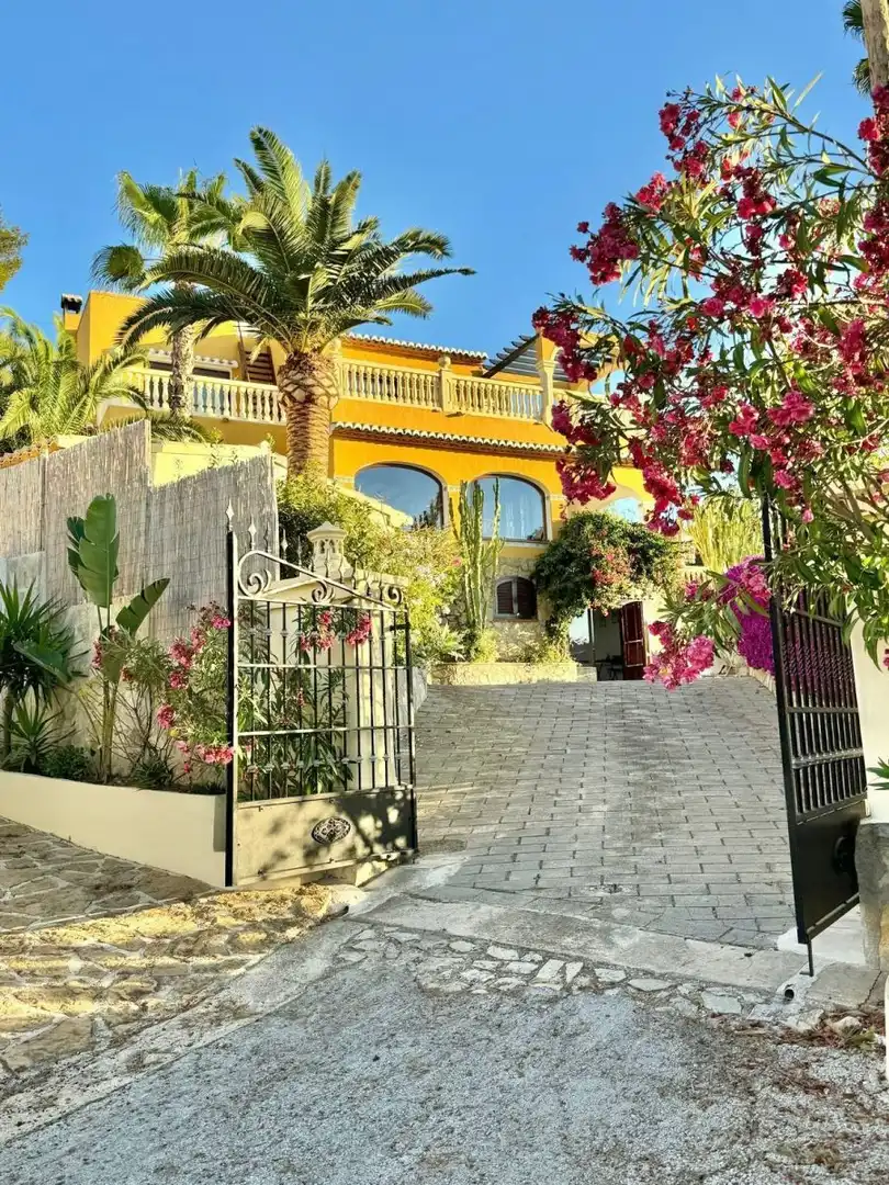 Exterior view of Houses for sale in Jávea / Xàbia  with Air Conditioner, Heating and Private garden