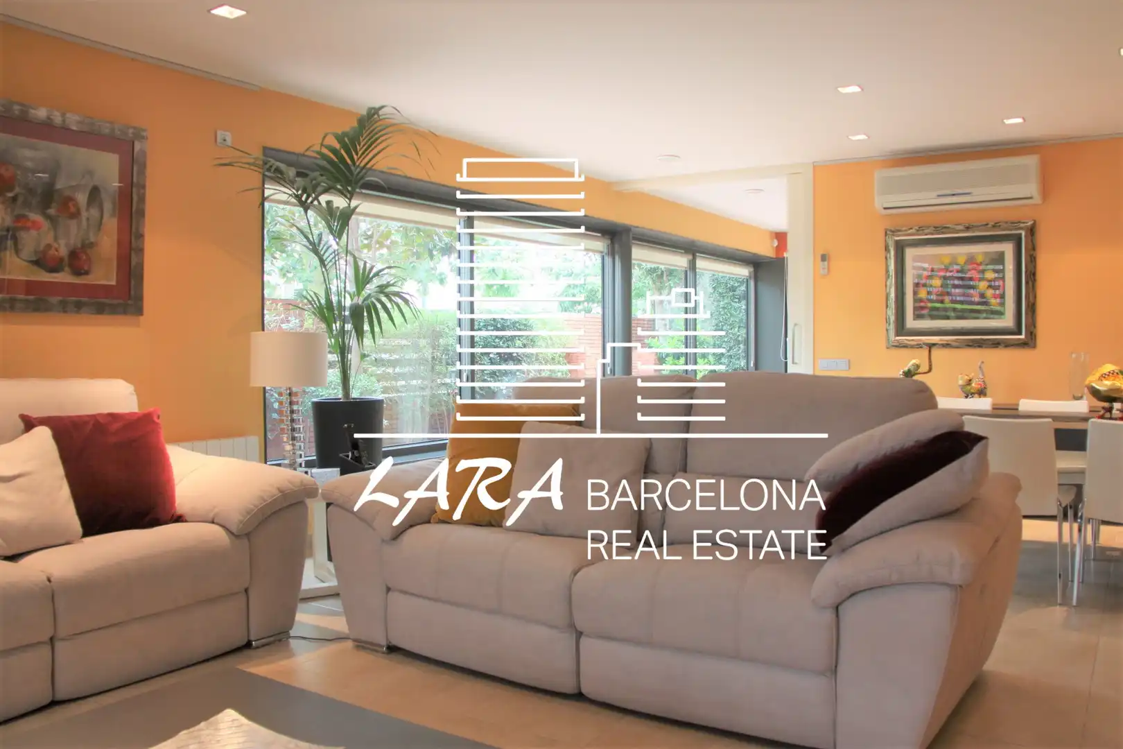 Sala de estar de Casa o chalet en venta en Viladecans con Aire acondicionado, Calefacción y Jardín privado
